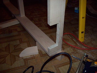 Solution to the fan hole problem